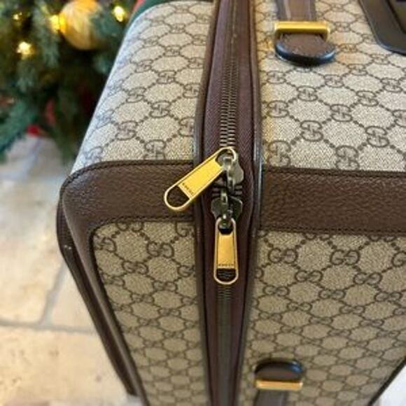 Gucci Savoy medium trolley suitcase, beige/Ebony GG Supreme canvas, Leather NWT - Picture 10 of 16